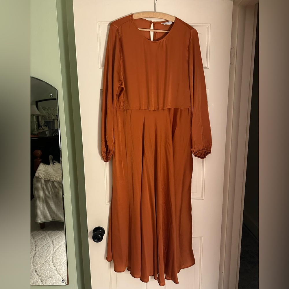 Stella and Gemma Orange / Rust Satin style long sleeve dress (au 14) NWOT